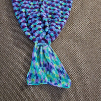 Handmade Crochet Knit Afghan Mermaids Tail Snuggle Blanket 39" Scales Fin Teal