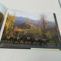 Toscana Il paesaggio e i segni dell'uomo Hardcover Book Photography Coffee Table