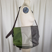 Timbuk2 D-Lux Commute 2.0 City Carrier Messenger Travel Computer Bag Briefcase M