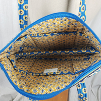 Vera Bradley Riviera Blue Little Betsy Shoulder Tote Handbag Purse Retired 2008