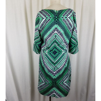 Banana Republic Psychadelic Geometric Shift Boat Neck Dress Womens 8 Black White