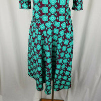 Lularoe Green Medallion Jersey Knit Dress Womens L Scoop Neck Twirl 3/4 Sleeve